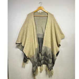 UA Los Angeles‎ Women One Size Beige Gray Zig Zag Fringe Poncho Cape